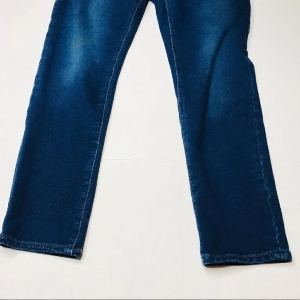 𝅺gap Boys Skinny Jogger Jeans in Dark Wash